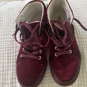 Old Navy Velvet Burgundy Sneakers